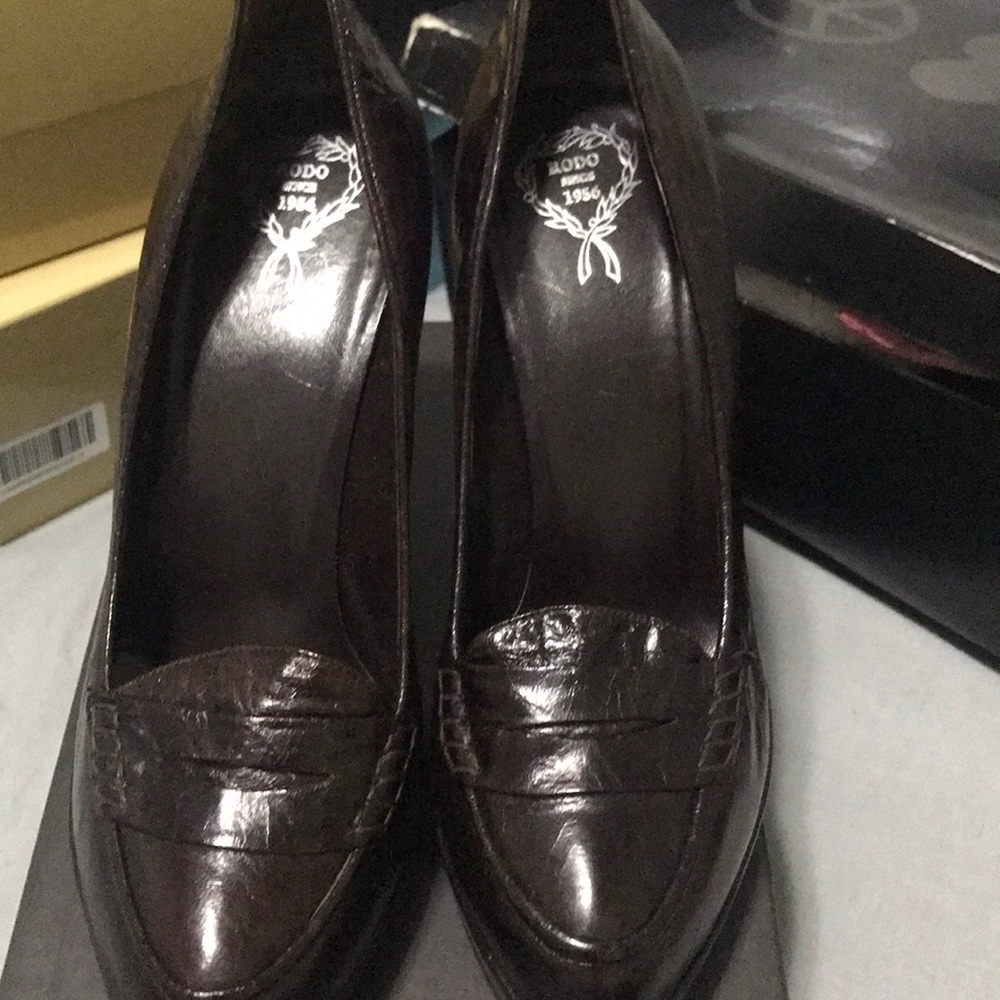 Todo high heel pumps